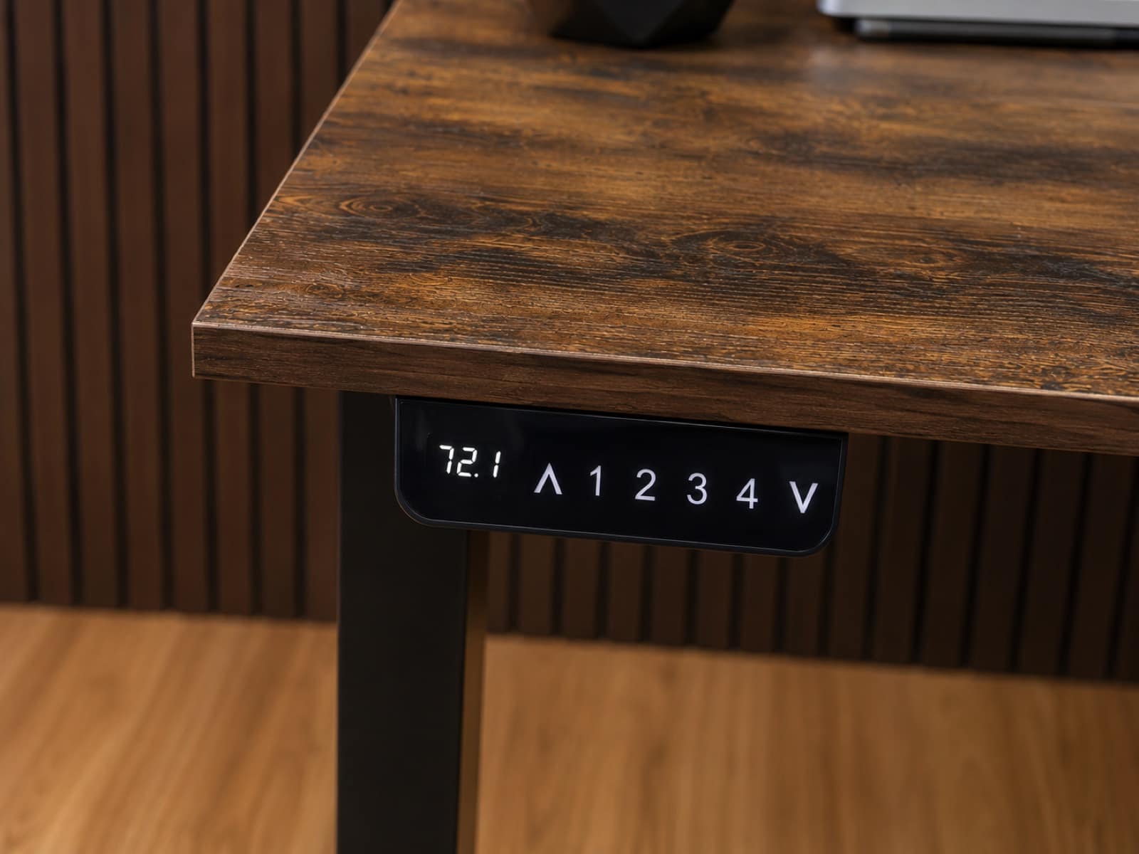 Ergolevel Core in Rustic Dark Walnut, black legs