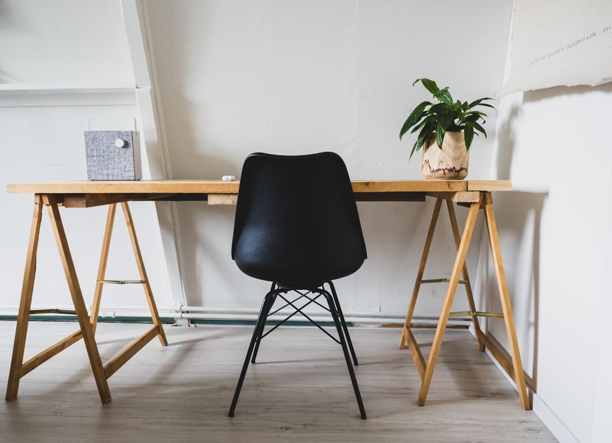 Standing Desk Pro view 1
