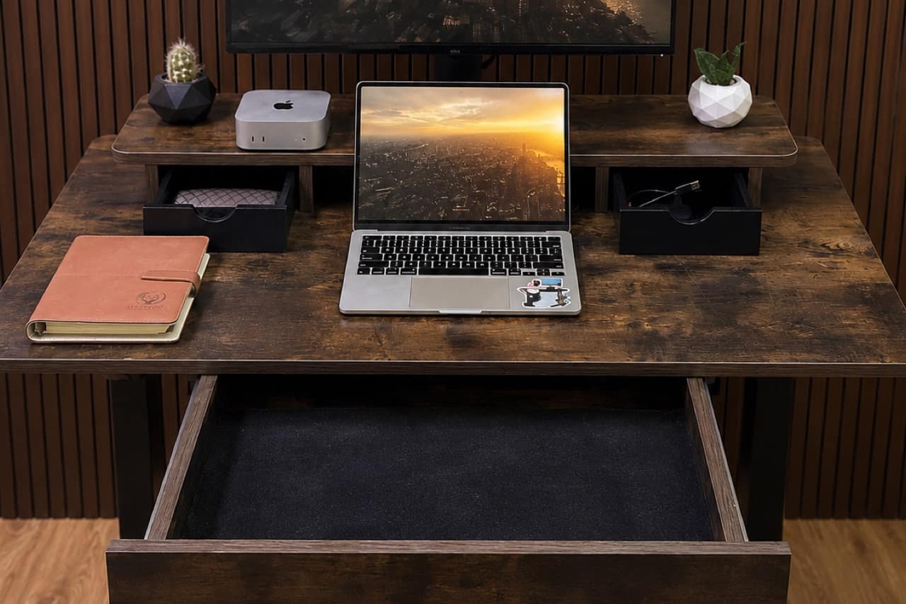 Ergolevel Pro in Rustic Dark Walnut, black legs